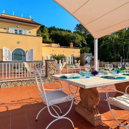 Villa & Spa Le Tore Villa *