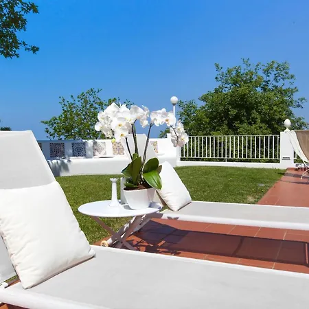 Villa & Spa Le Tore Villa