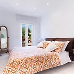 Villa & Le Tore