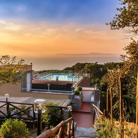 & Le Tore Вилла